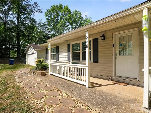 5115 Cascade Palmetto Hwy, Fairburn, GA 30213