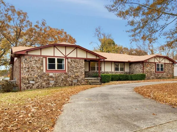 716 Adams Dr, Jacksonville, AR 72076