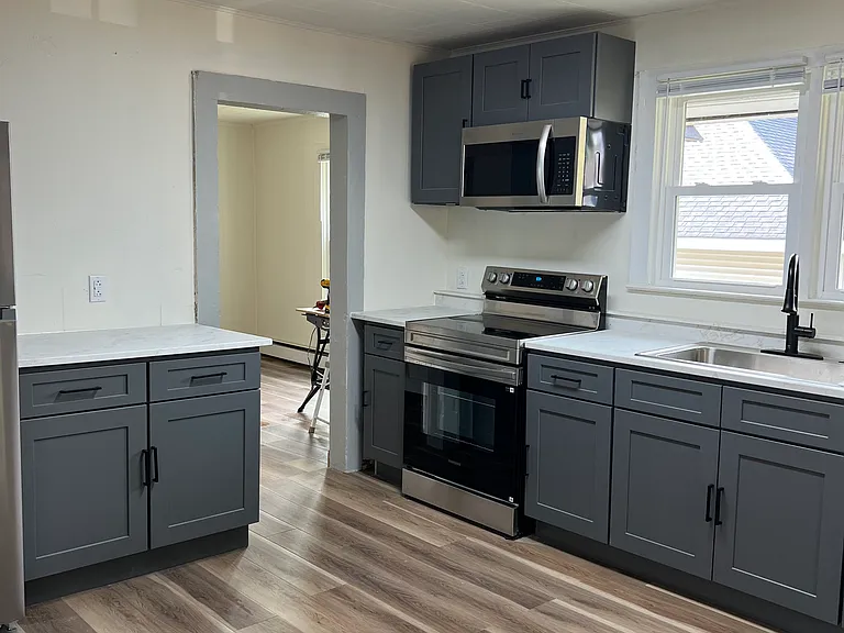 11 Rickard St #2 — Photo 2