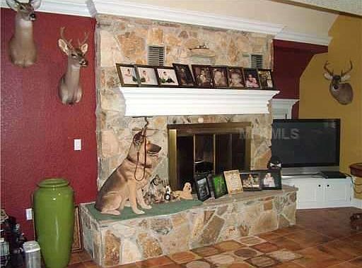 4th image of 1601 Lakeshore Dr