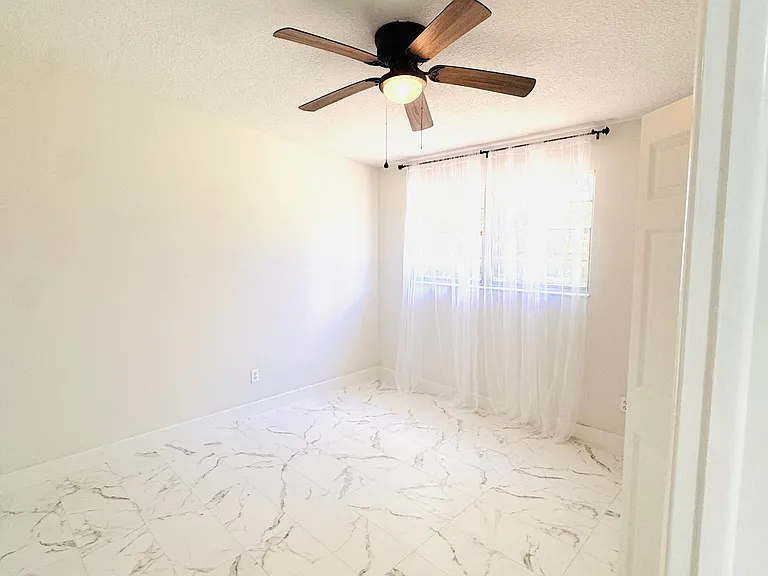 2234 Firestone Rd — Photo 13
