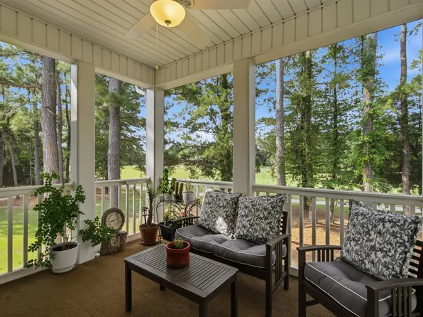 182 Golfview Ln, Summerville, SC 29485