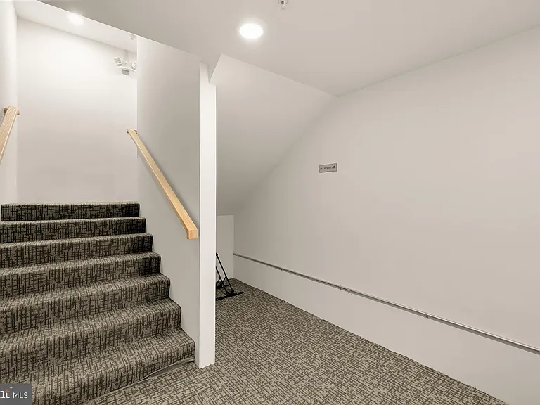 3215 Mount Pleasant St NW #201 — Photo 26