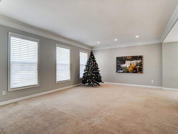 4th image of 4973 Cadogan Pl