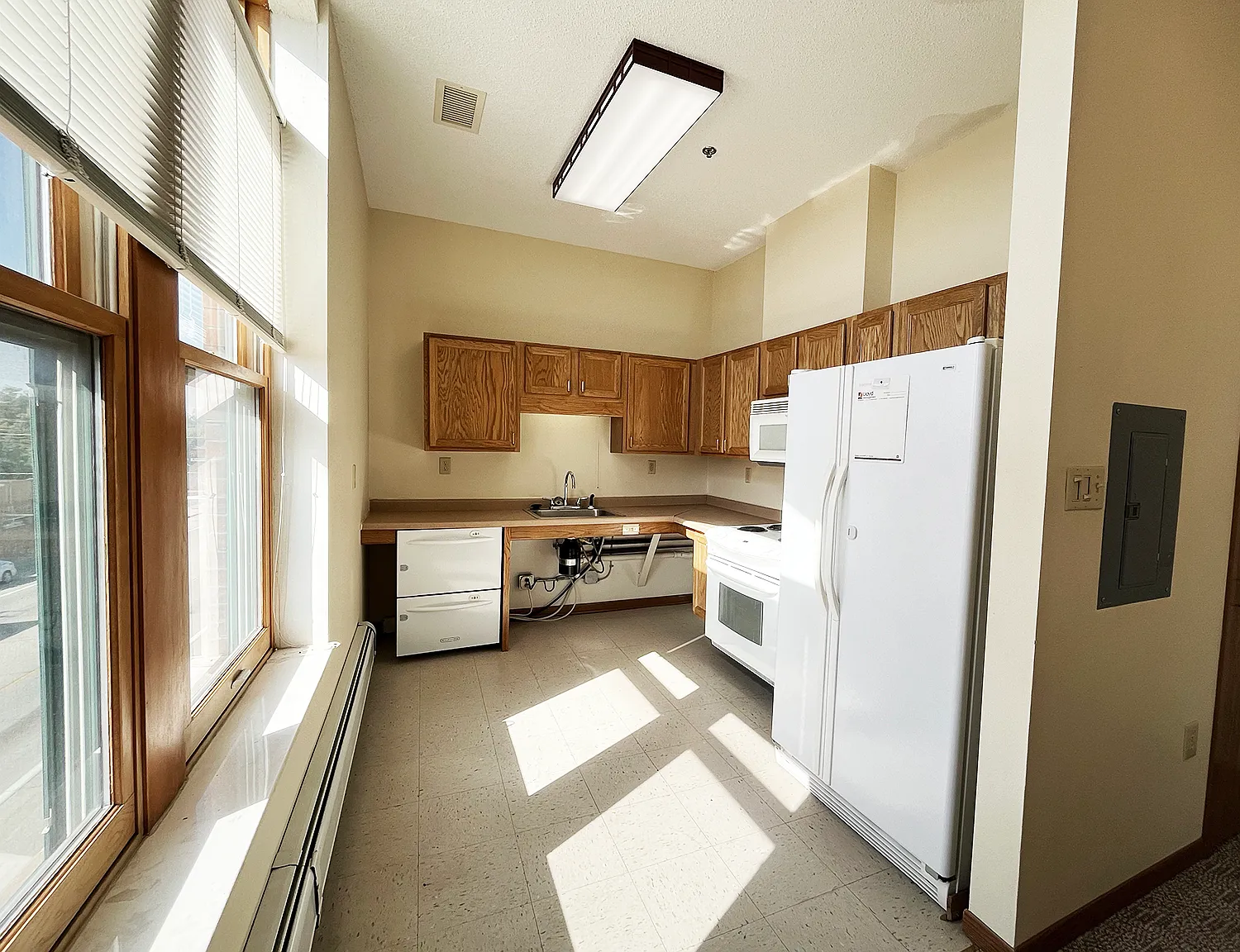 1 bed, 800 sqft, $850 — Photo 2