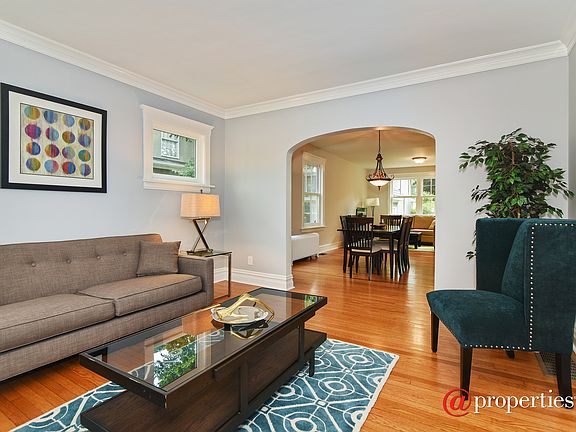 Living Room / Dining Room