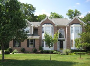 8 Stratton Ct, Hackettstown, NJ 07840