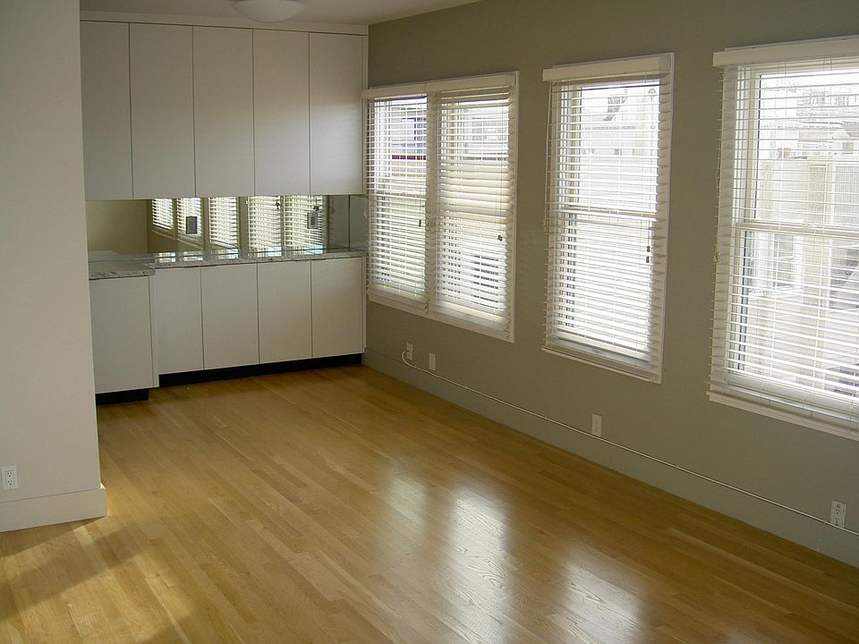 1st image of 10 Julius St