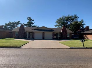 1013-1015 Jefferson Dr, Plainview, TX 79072