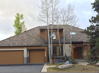 22182 Chippewa Ln, Golden, CO 80401