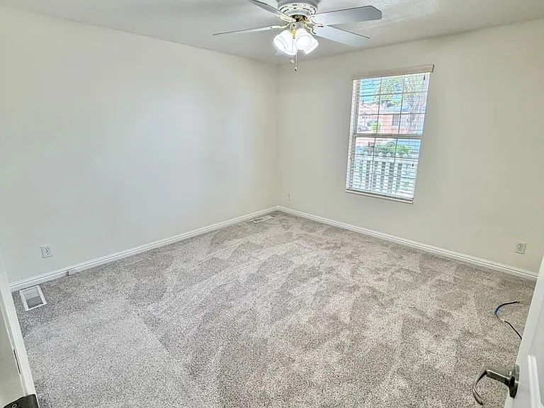 600 N 2450 E #904 — Photo 11