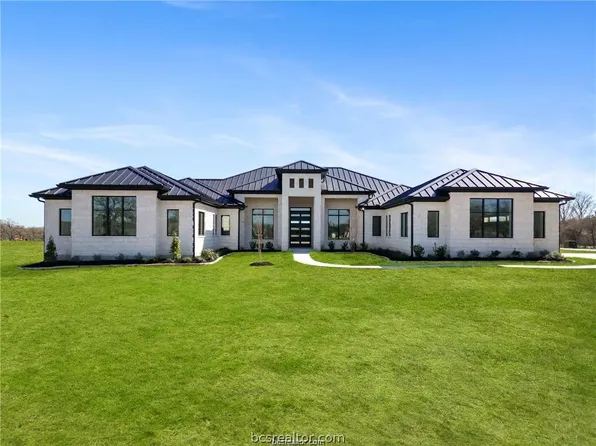 4558 Hicks Ln, College Station, TX 77845