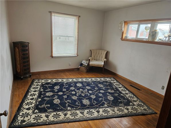114 6th Ave, Brownsville, PA 15417