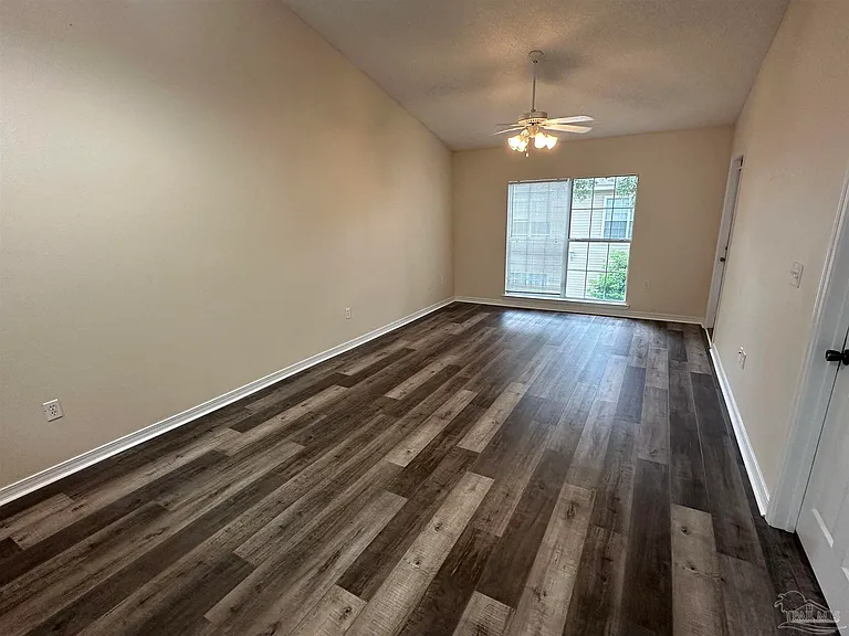 7101 Joy St #A7 — Photo 12