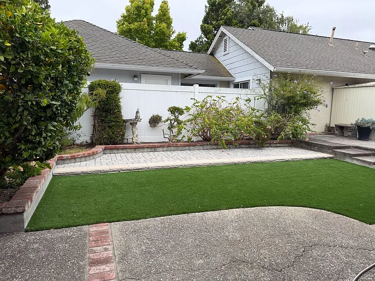 911 Bluebell Way — Photo 7