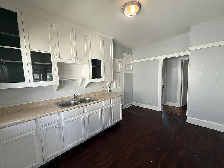 3129 W 98th St #UP — Photo 5