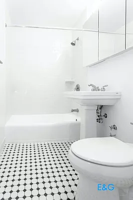 Rented by E and G Realty Group | media 8