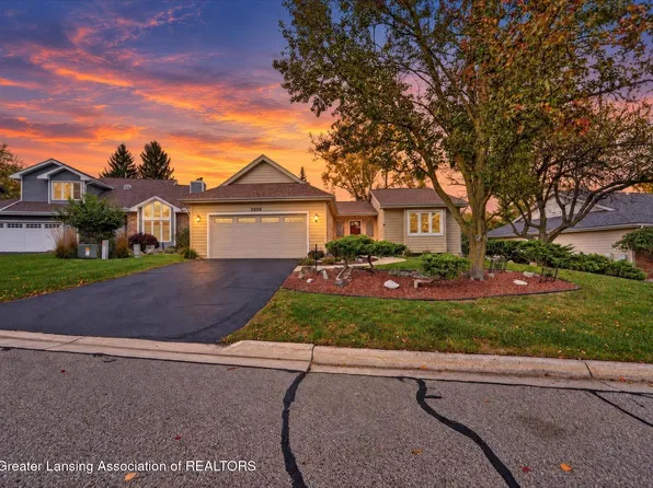 2558 Koala Dr, East Lansing, MI 48823
