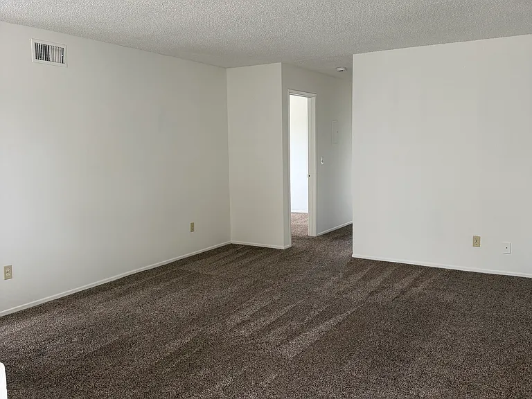 2748 Santiago Rd #D — Photo 2