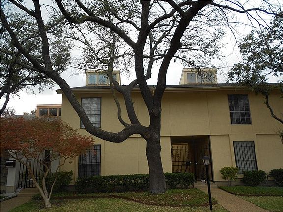2nd image of 9010 Emberglow Ln