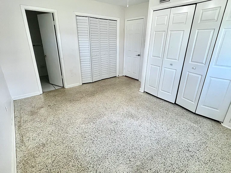 623 Vandenberg St — Photo 14