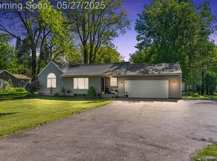 3296 N Genesee Rd, Flint, MI 48506