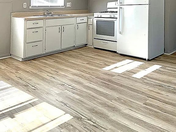 3rd image of 504 Arctic St #3