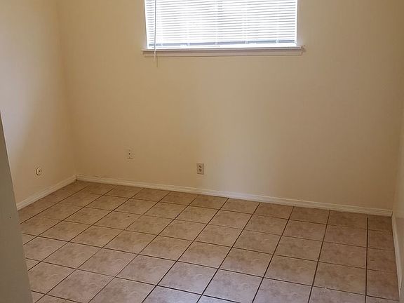 5th image of 453 Charleston St SE APT D