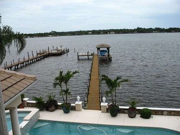 Dock Boathouse
