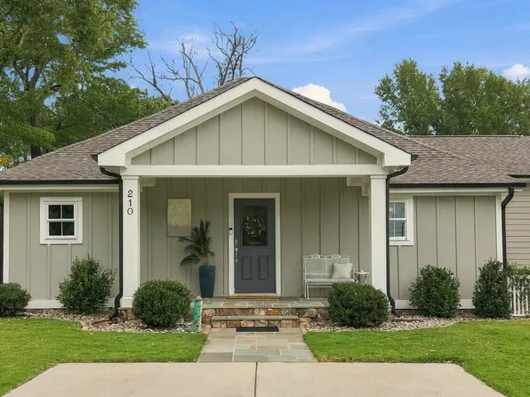 210 Bellamy Ln, Chapel Hill, NC 27516