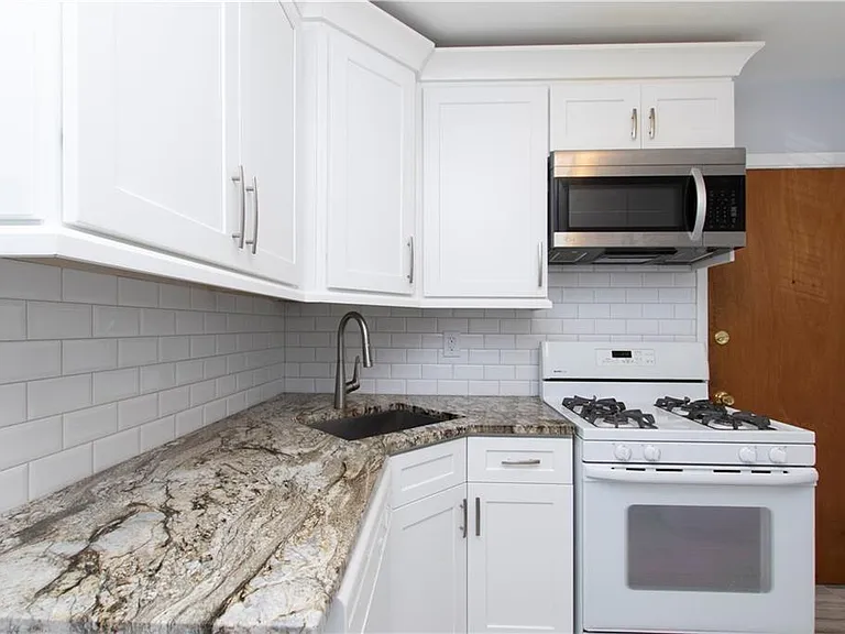 3660 Peachtree Rd NE #J5 — Photo 2