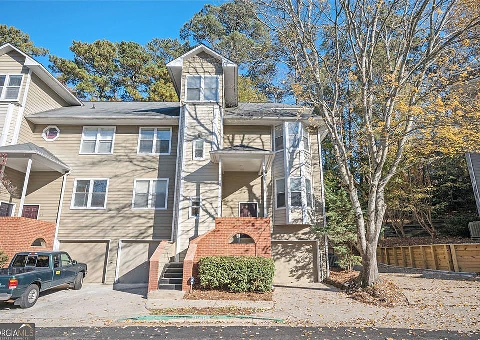 1st image of 106 Ivy Green Ln SE