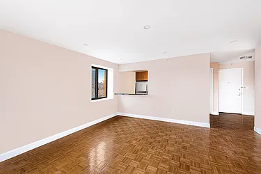 Rented by LEE & ASSOCIATES NYC RESIDENTIAL LLC