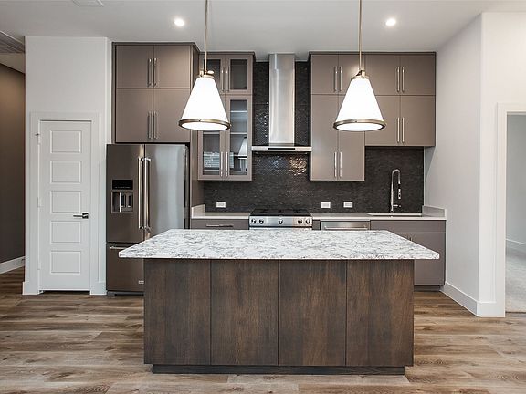 4th image of 4404 Camp Bowie Blvd