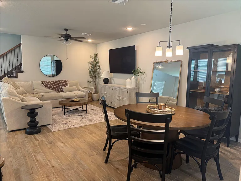 5504 Hyde Park Dr — Photo 6