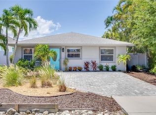736 94th Ave N, Naples, FL 34108