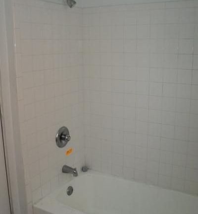 5th image of 110 W Hillcrest Ave