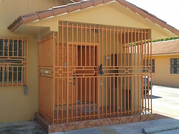 4th image of 3160 SW 26th St #3160