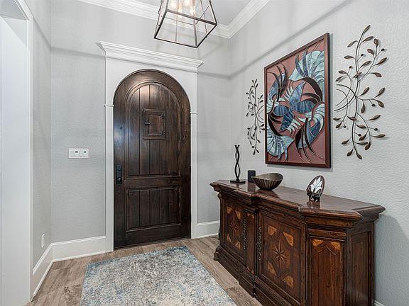 4th image of 7630 Princedale