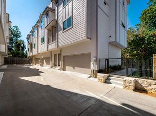 1945 Landon Ln, Dallas, TX 75204