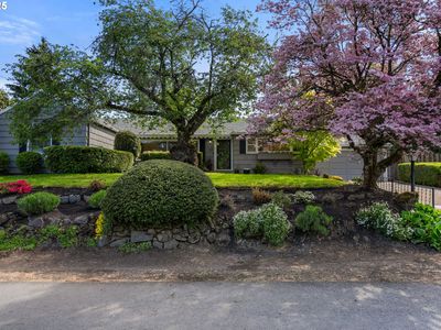 8075 SW Valley View Ct, Portland, OR, 97225