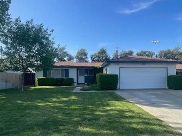 472 Roosevelt St, Coalinga, CA 93210