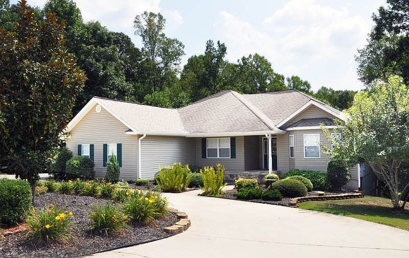 1st image of 125 Thundering Waters Dr