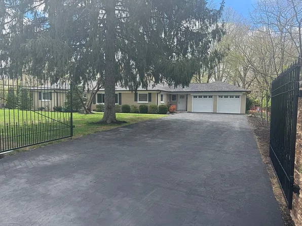 6360 Hoover Rd, Indianapolis, IN 46260