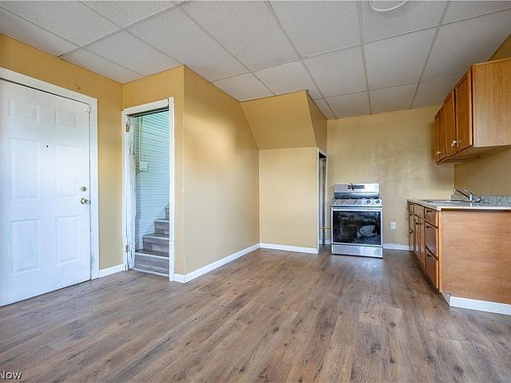 5th image of 604 Oby Pl NW
