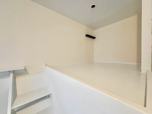 Rented by DALLAL | media 5