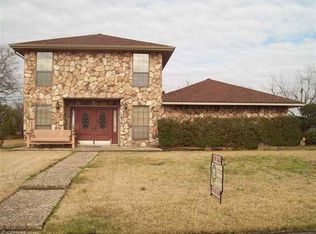 406 35th St, Nederland, TX 77627