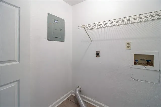 56 Brandon Hall Dr #C — Photo 10