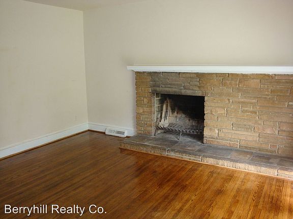 3rd image of 1209 Tarrington Ave