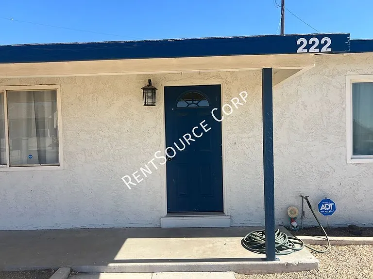 222 E Virginia Way — Photo 3